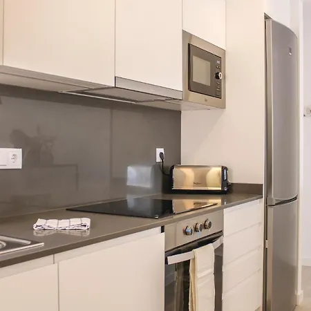Apartment Stunning In With Kitchen *